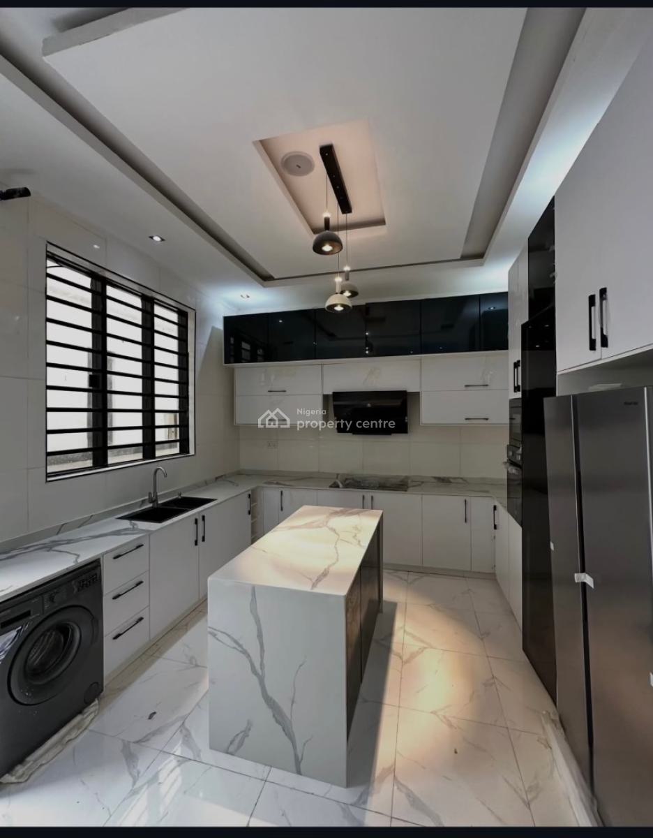 5 Bedroom House with a Pool and Bq, Chevron, Lekki, Lagos, Detached Duplex for Sale
