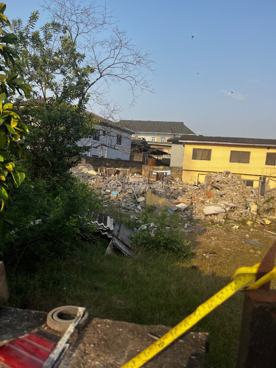 Gated and Fenced Bare Vacant Land, Off Agboyin/ Off Adelabu, Surulere, Lagos, Mixed-use Land for Sale