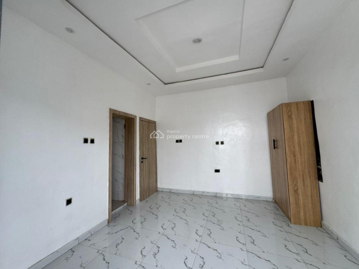 Brand New 3 Bedrooms, Ologolo, Lekki, Lagos, Flat / Apartment for Rent