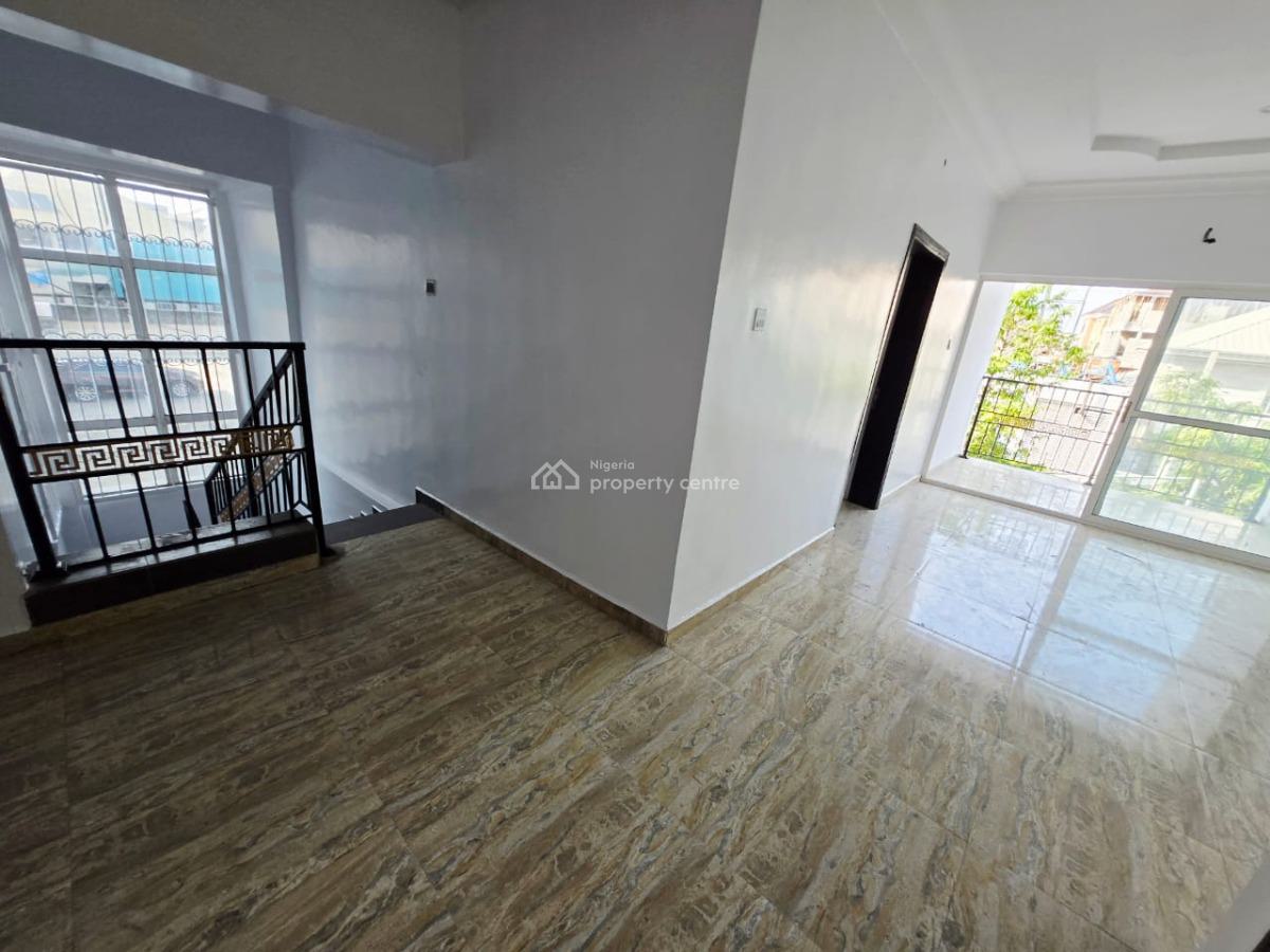 Newly Renovated 4 Bedroom Semi Detached House, Ilasan, Lekki, Lagos, Semi-detached Duplex for Rent