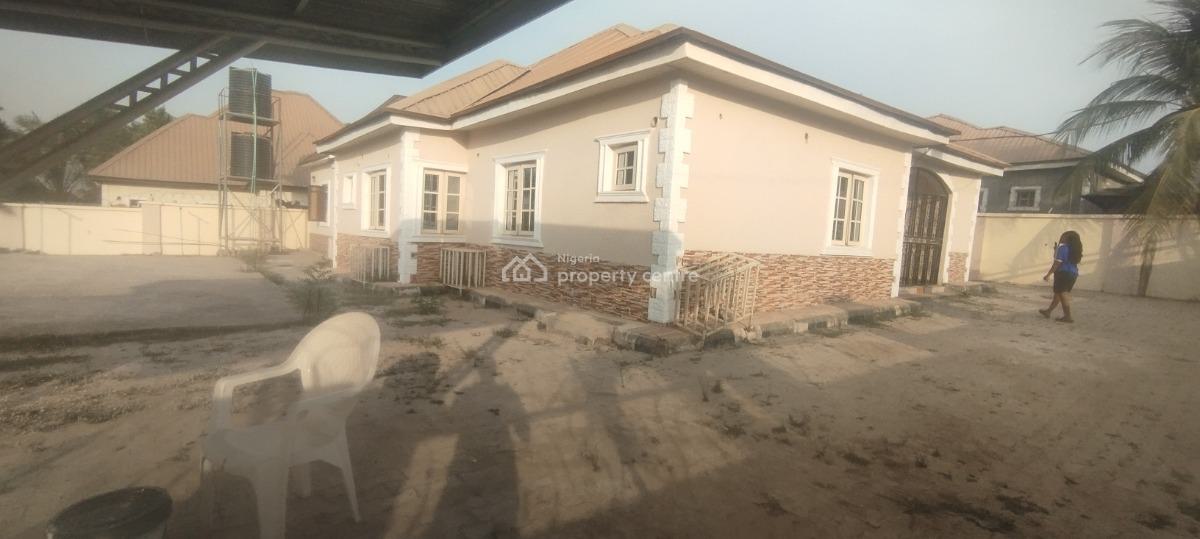 Beautiful Spacious 3 Bedroom Stand Alone Bungalow with One-bedroom Bq., Von Road, Lugbe District, Abuja, Detached Bungalow for Sale