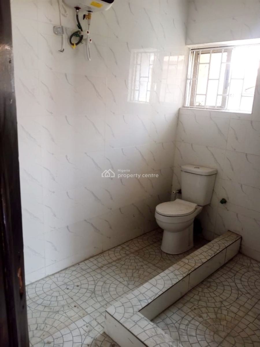 Luxury & Newly Renovated 4 Bedroom Duplex in an Estate, Gbagada, Lagos, Detached Duplex for Rent