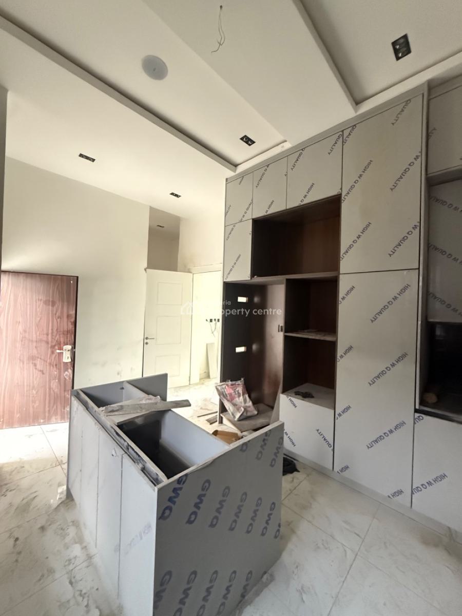 Newly Built N Spacious 4 Bedroom Terrace Duplex with 2 Living Rooms an, Guzape, Guzape District, Abuja, Terraced Duplex for Sale