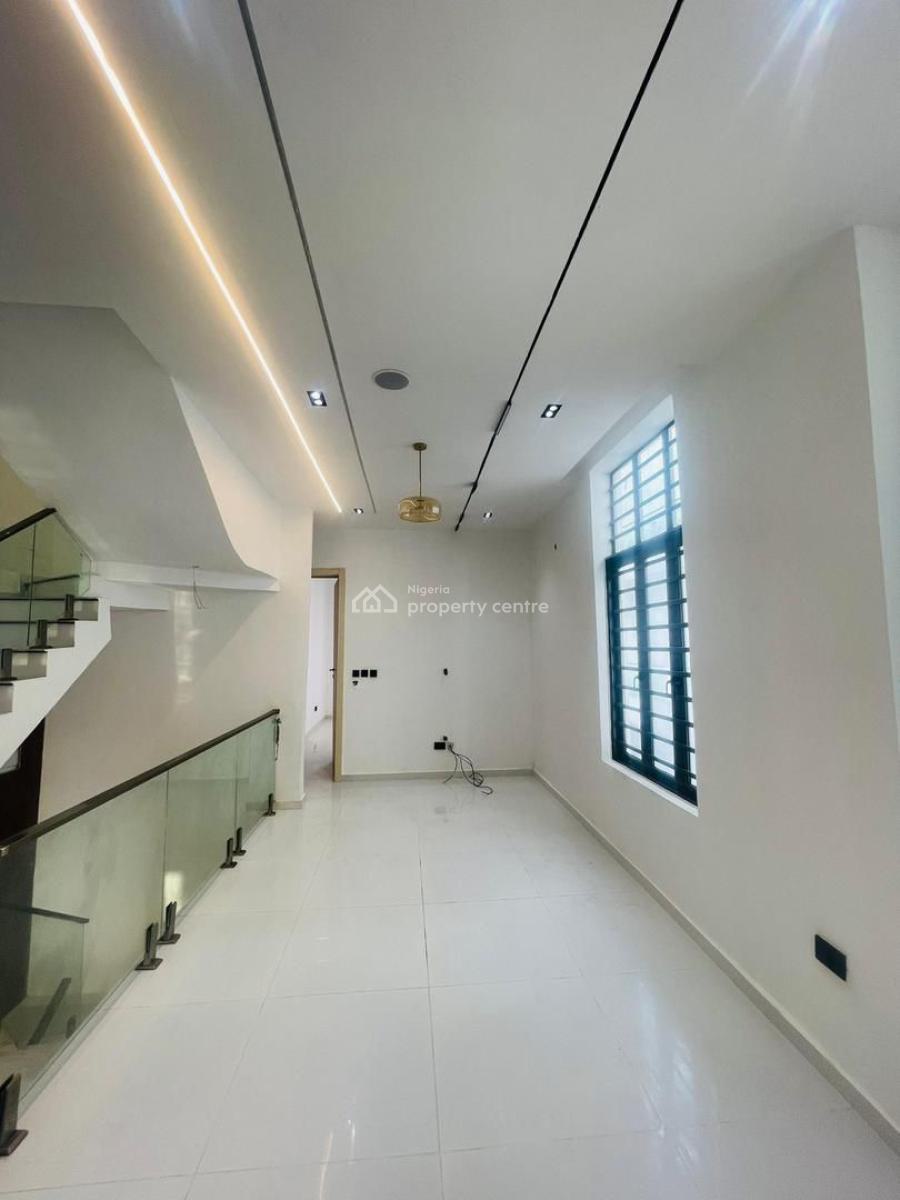 5 Bedrooms Fully Detached Duplex, Chevron Drive, Lekki, Lagos, Detached Duplex for Sale