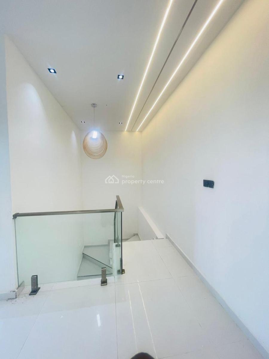 5 Bedrooms Fully Detached Duplex, Chevron Drive, Lekki, Lagos, Detached Duplex for Sale