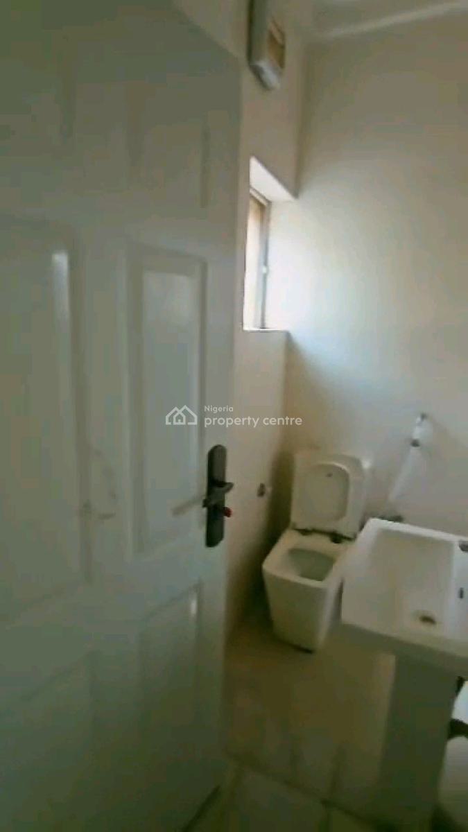 Luxury 4 Bedroom Bungalow, Lugbe District, Abuja, Detached Bungalow for Rent