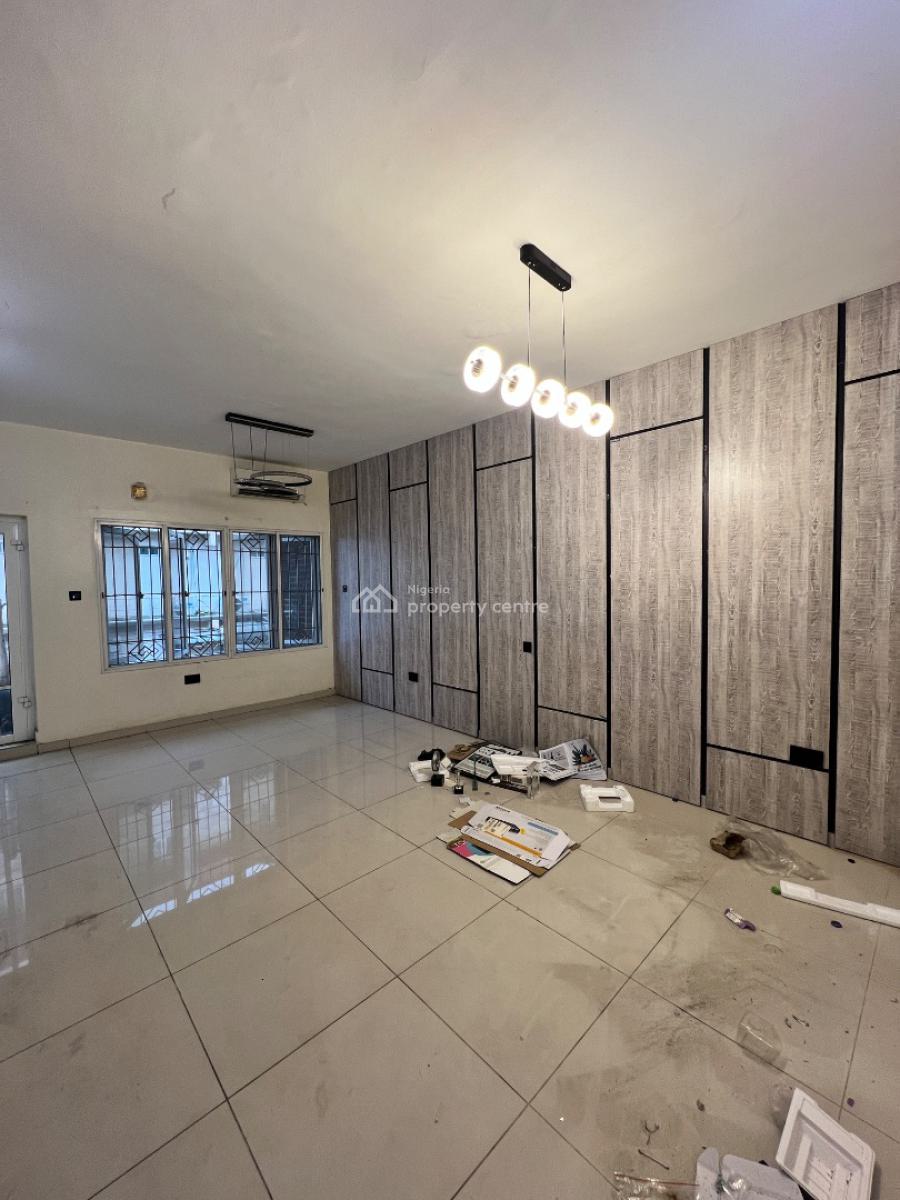 Spacious 4 Bedroom Terrace Duplex with Bq, Lekki Phase 1, Lekki, Lagos, Terraced Duplex for Rent