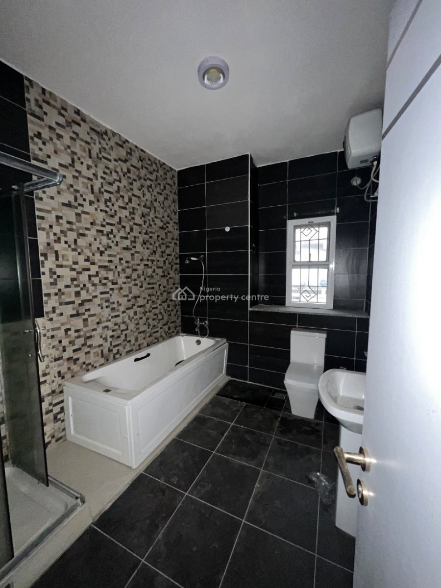 Spacious 4 Bedroom Terrace Duplex with Bq, Lekki Phase 1, Lekki, Lagos, Terraced Duplex for Rent