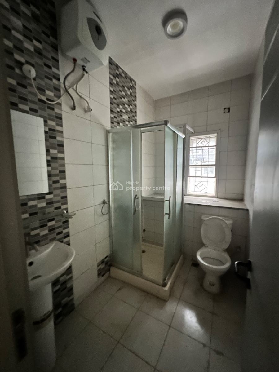 Spacious 4 Bedroom Terrace Duplex with Bq, Lekki Phase 1, Lekki, Lagos, Terraced Duplex for Rent