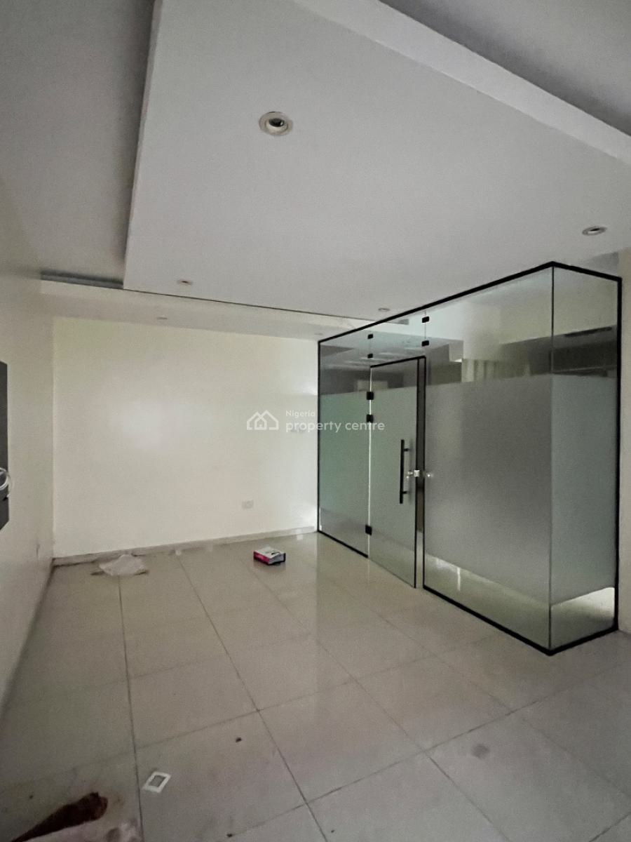 Spacious 4 Bedroom Terrace Duplex with Bq, Lekki Phase 1, Lekki, Lagos, Terraced Duplex for Rent