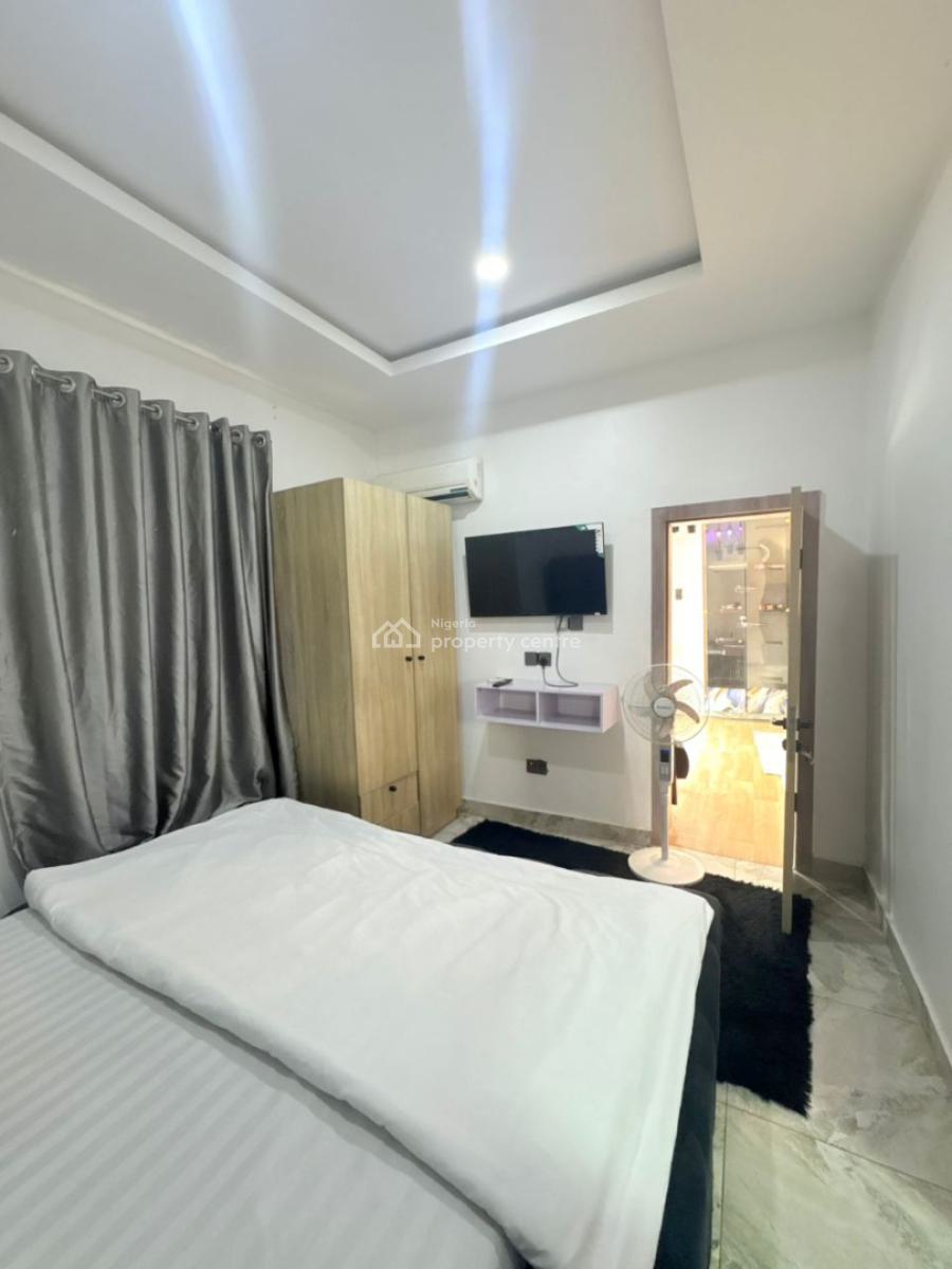 Lovely 2 Bedroom Apartment, Salem Ikate, Lekki, Lagos, House Short Let