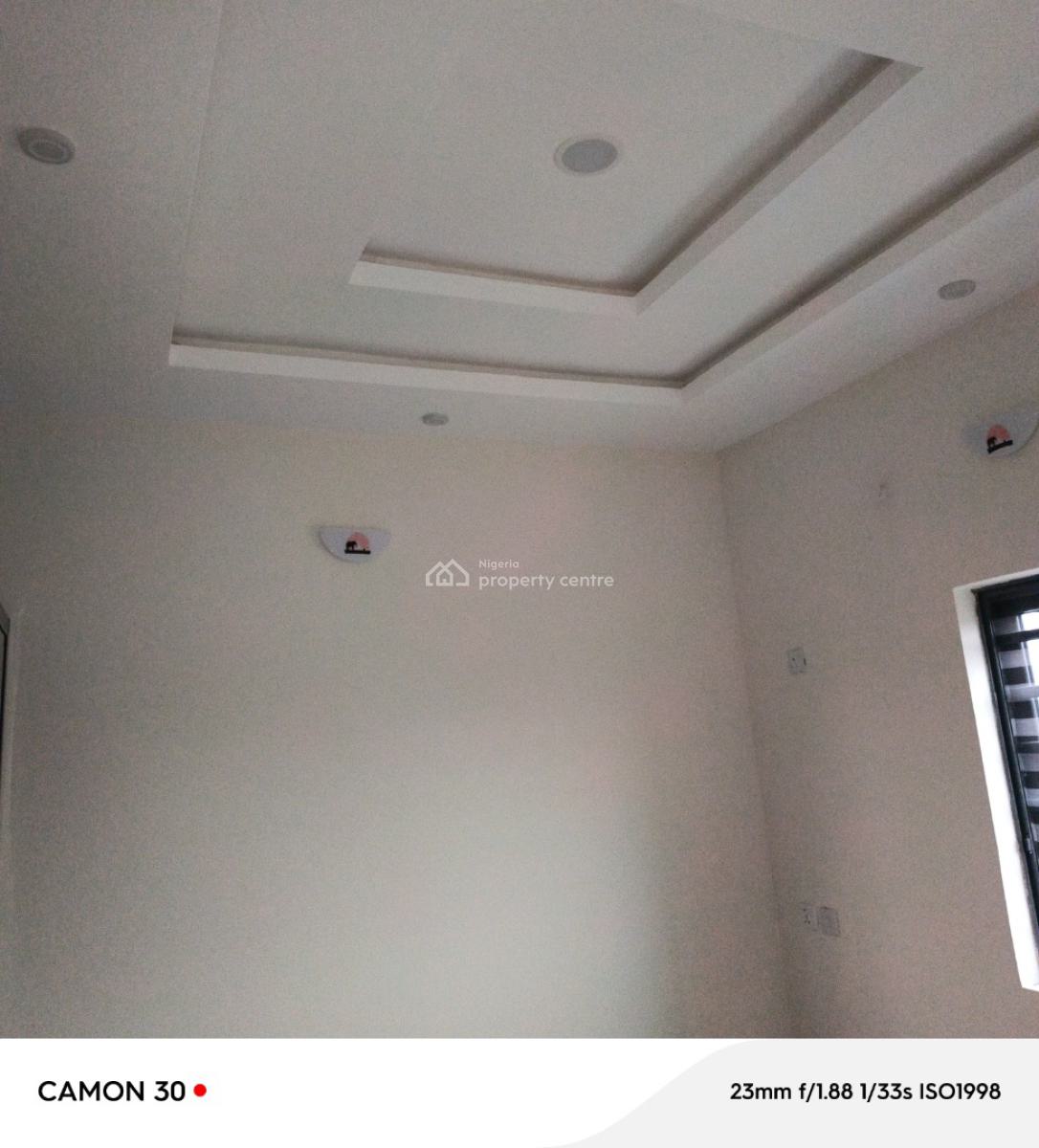 Give Away Mini Flat with 247light (2 Toilet) Up. No Landlord Wahala, Isheri By Bucknor Estate, Isolo, Lagos, Mini Flat (room and Parlour) for Rent