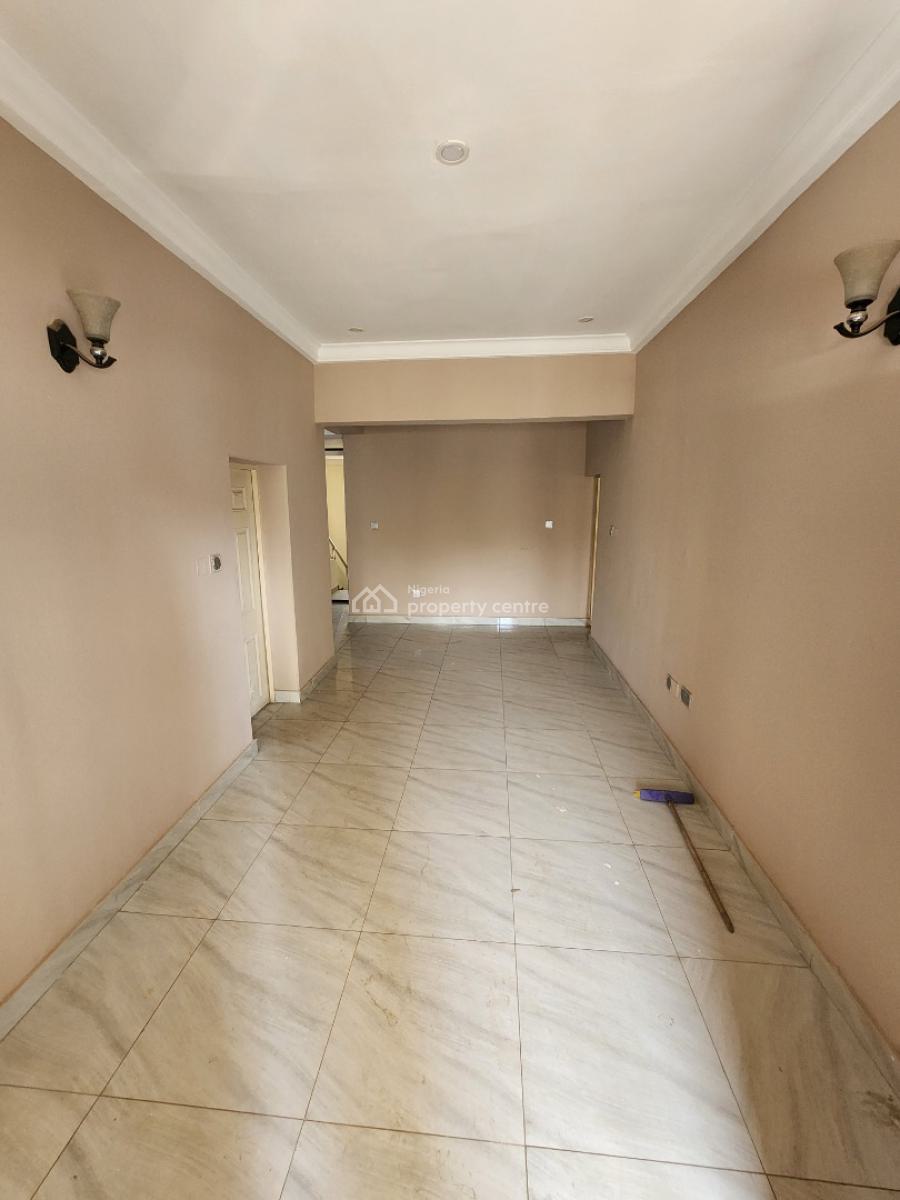 Luxury Office Space, Apo Legislative Quarters, Apo, Abuja, Flat / Apartment for Rent