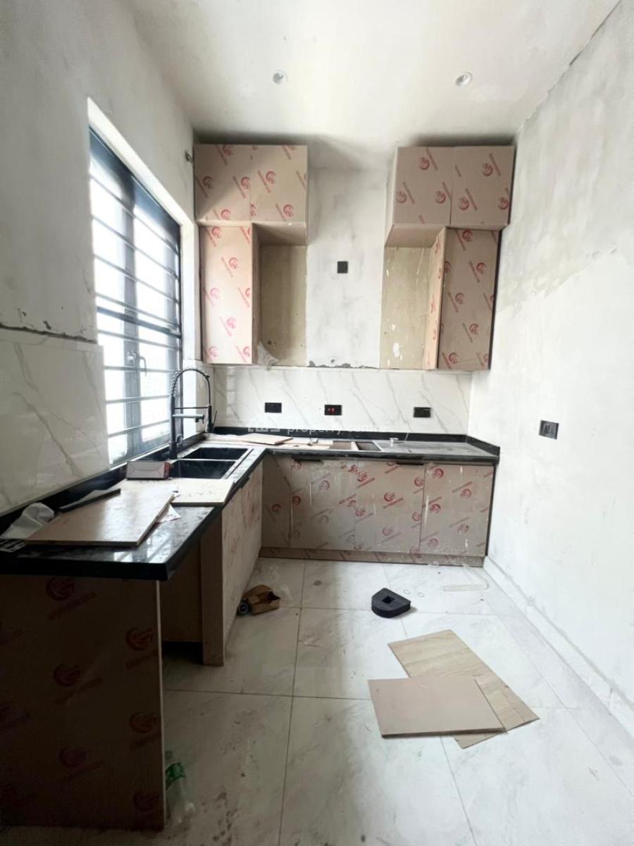 Exquisite 4 Bedroom Semi - Detached Duplex with Bq in a Secured Estate, Chevron, Lekki, Lagos, Semi-detached Duplex for Sale