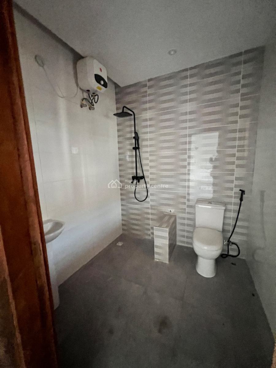 a Brand New 4 Bedroom Duplex, Pepperoni Abraham Adesunya, Lekki Phase 2, Lekki, Lagos, Terraced Duplex for Sale