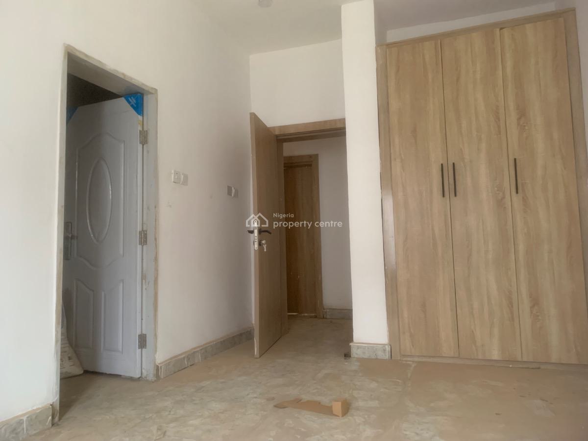 Unique 2 Bedroom Apartment, By Stella Maris, Durumi, Abuja, Flat / Apartment for Sale