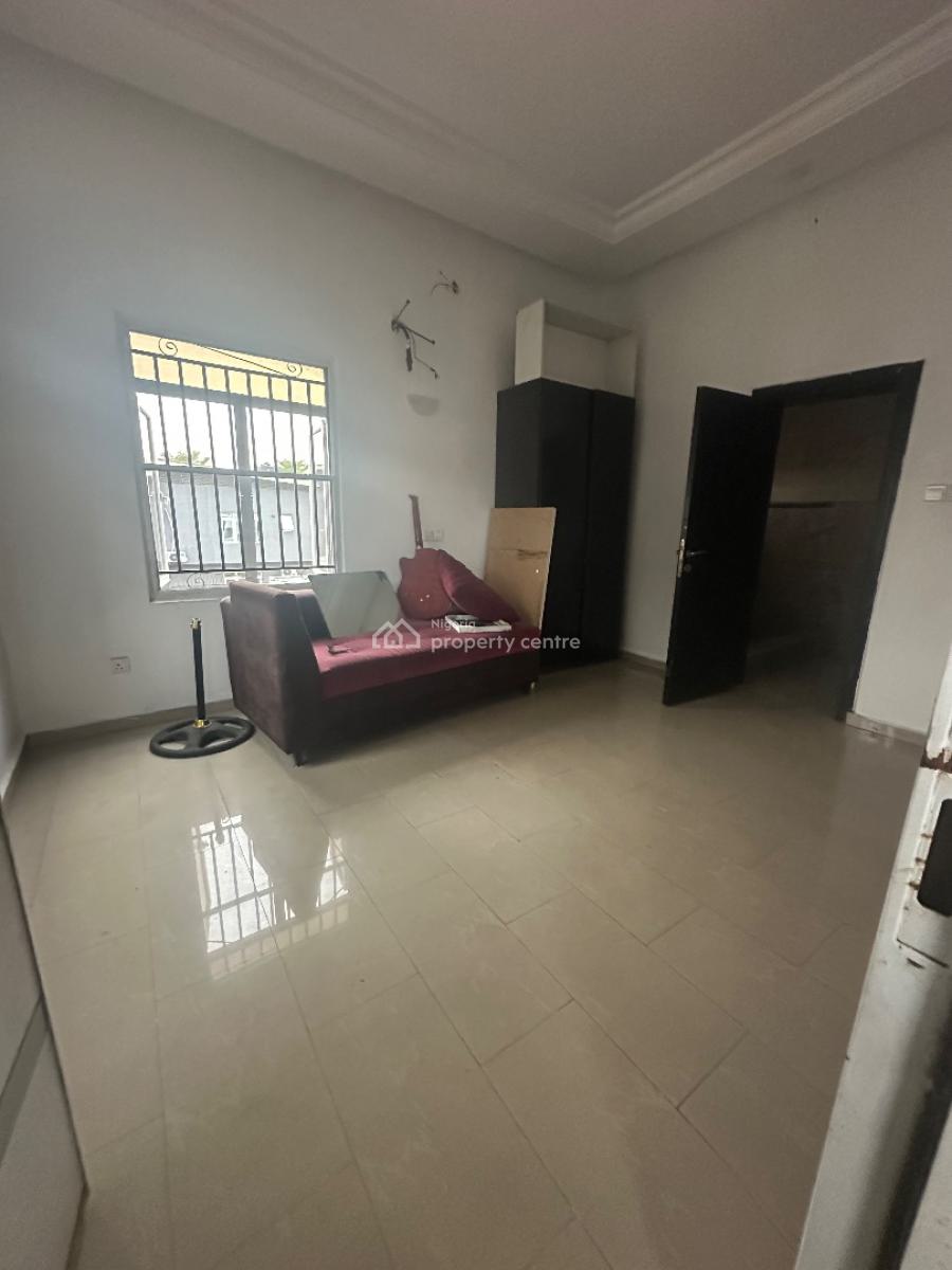 Studio, Chevron Drive, Lekki, Lagos, Self Contain (single Rooms) for Rent