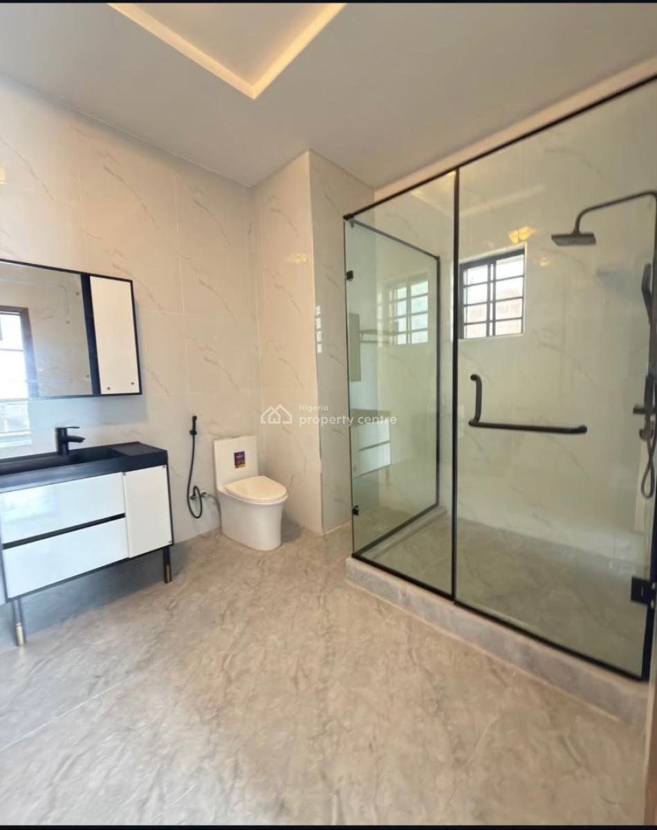 6 Bedroom House with a Cinema Bq, Magodo Gra Phase 2, Magodo, Lagos, Detached Duplex for Sale