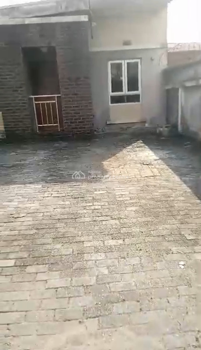 3 Bedroom Bungalow, Abraham Adesanya Estate, Lekki Phase 2, Lekki, Lagos, Detached Bungalow for Rent