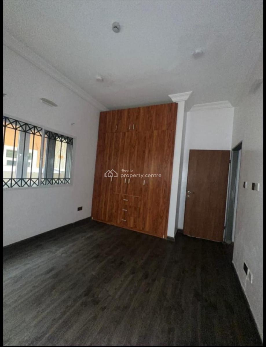 Serviced 1-bedroom En-suite Mini Flat (open-plan Fitted Kitchen), Chevron, Lekki, Lagos, Mini Flat (room and Parlour) for Rent