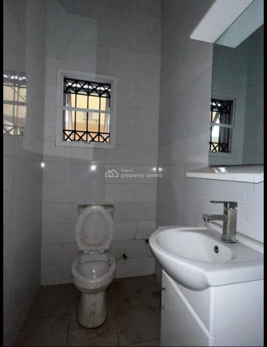 Serviced 1-bedroom En-suite Mini Flat (open-plan Fitted Kitchen), Chevron, Lekki, Lagos, Mini Flat (room and Parlour) for Rent
