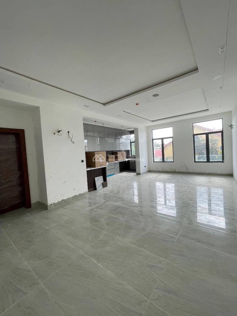 Two (2) Bedroom Apartment with Pool, Lekki Phase 1, Lekki, Lagos, Flat / Apartment for Rent