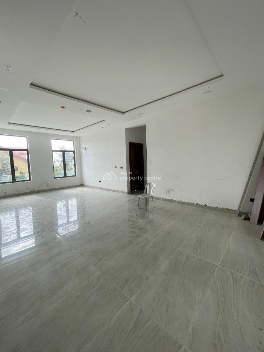 Two (2) Bedroom Apartment with Pool, Lekki Phase 1, Lekki, Lagos, Flat / Apartment for Rent