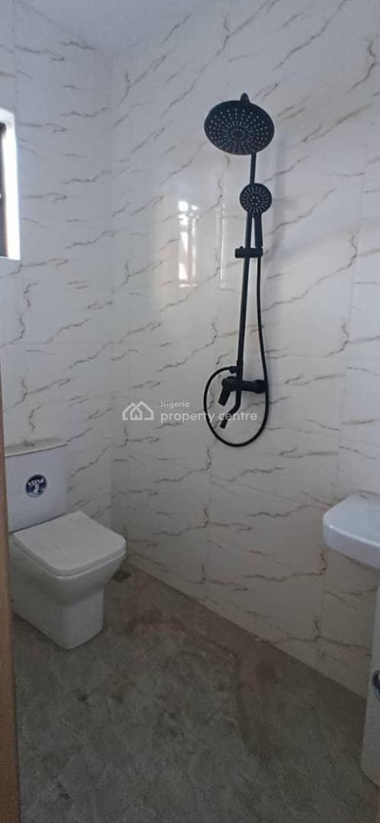 2 Bedroom, Gra Phase 2, Magodo, Lagos, Flat / Apartment for Sale