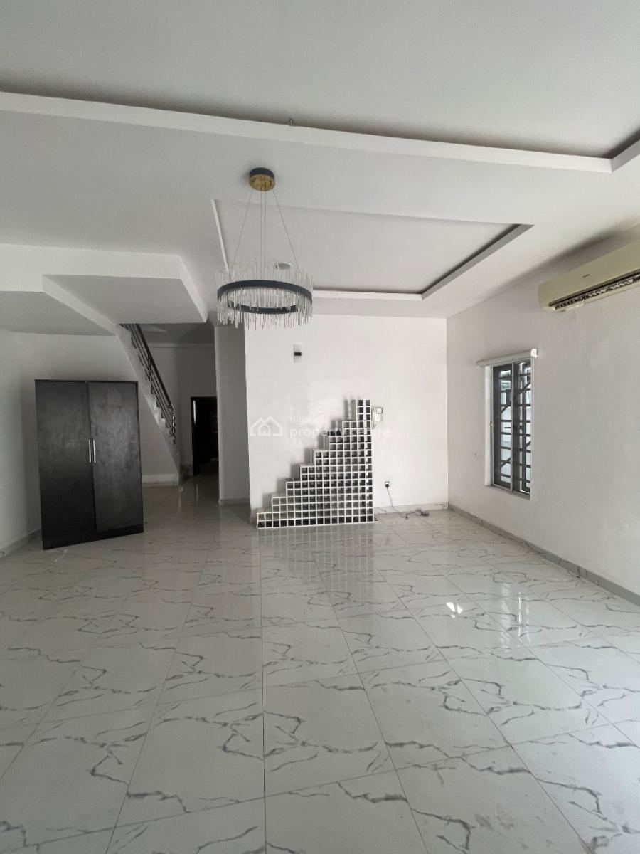 Newly Renovated 4 Bedroom Semi Detached Duplex, Osapa London, Lekki, Lagos, Semi-detached Duplex for Rent