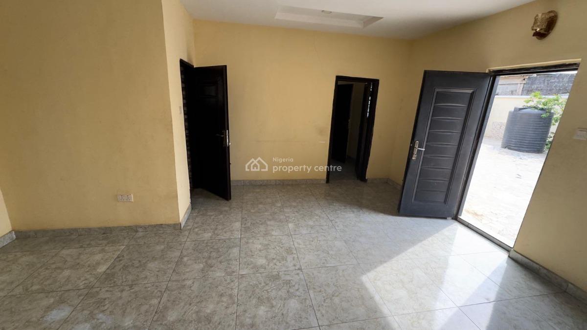 Super Massive Mini Flat Upstairs, Destiny Home Estate Abijo Lagos State Nigeria, Sangotedo, Ajah, Lagos, Mini Flat (room and Parlour) for Rent