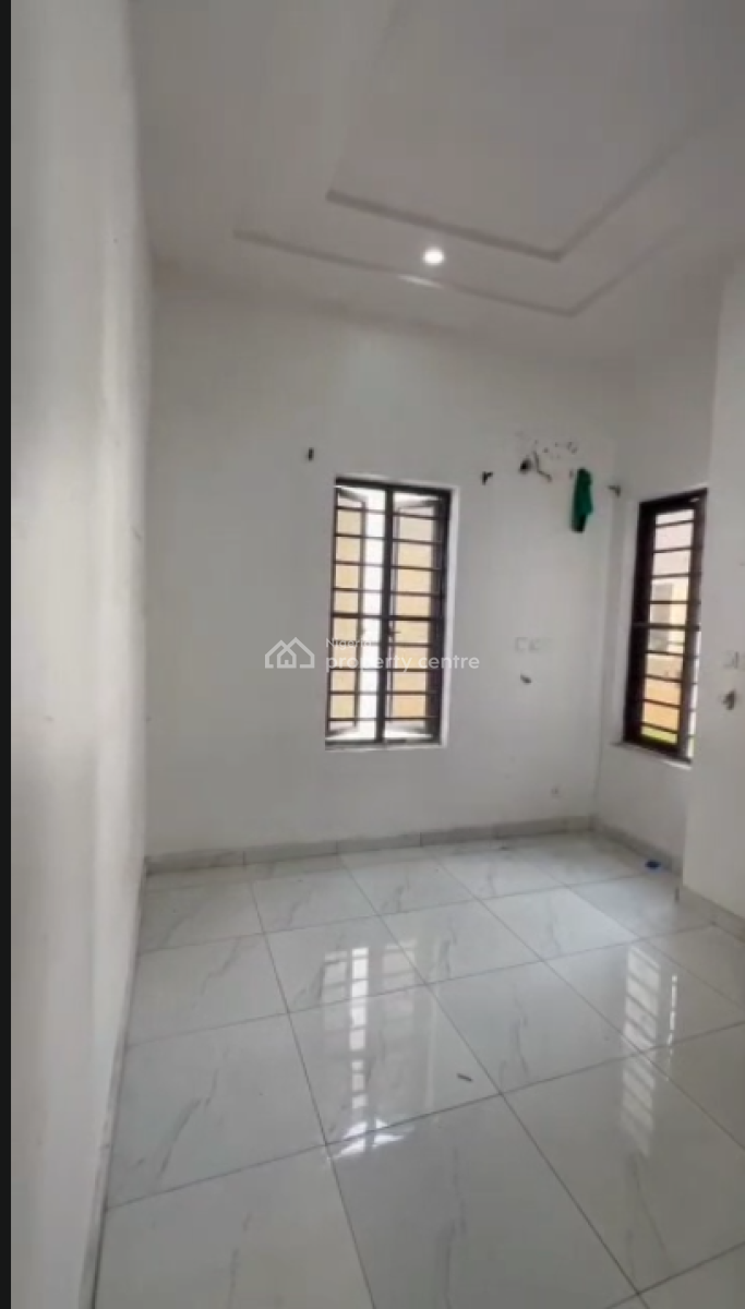 1 Bedroom in a Shared Apt, Orchid Rd, Emcel Gardens, Lekki Phase 2, Lekki, Lagos, Flat / Apartment for Rent