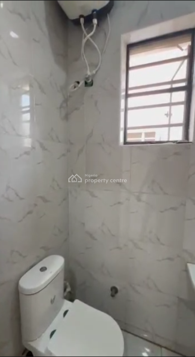 1 Bedroom in a Shared Apt, Orchid Rd, Emcel Gardens, Lekki Phase 2, Lekki, Lagos, Flat / Apartment for Rent