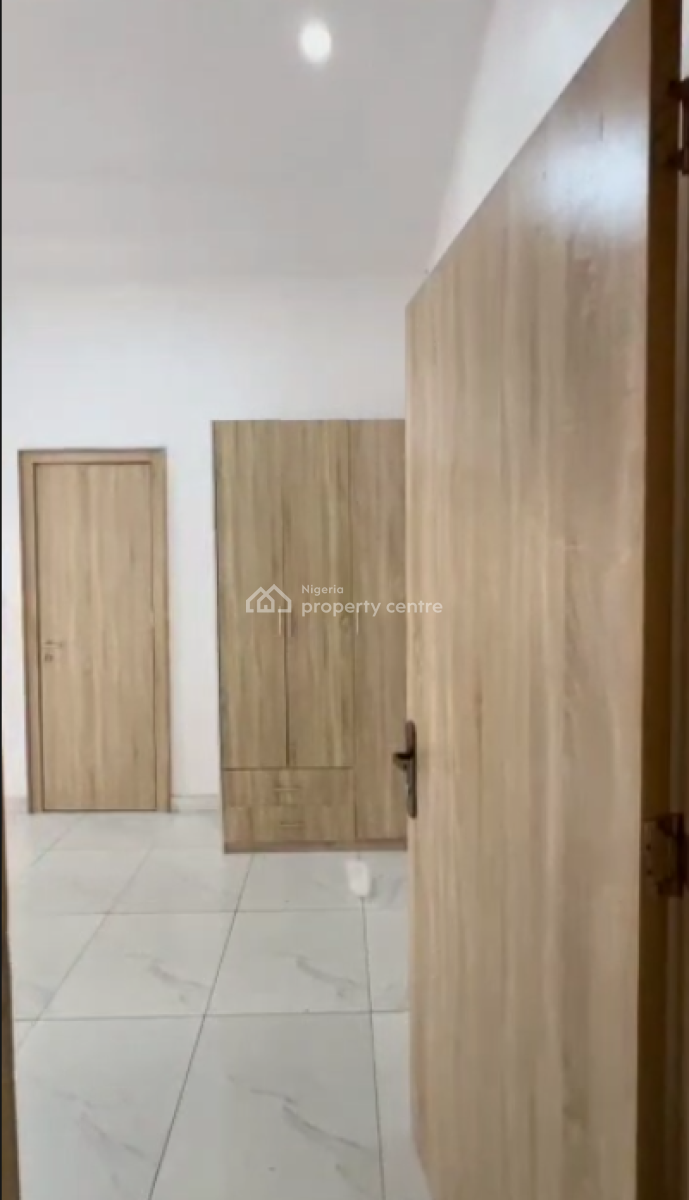 1 Bedroom in a Shared Apt, Orchid Rd, Emcel Gardens, Lekki Phase 2, Lekki, Lagos, Flat / Apartment for Rent