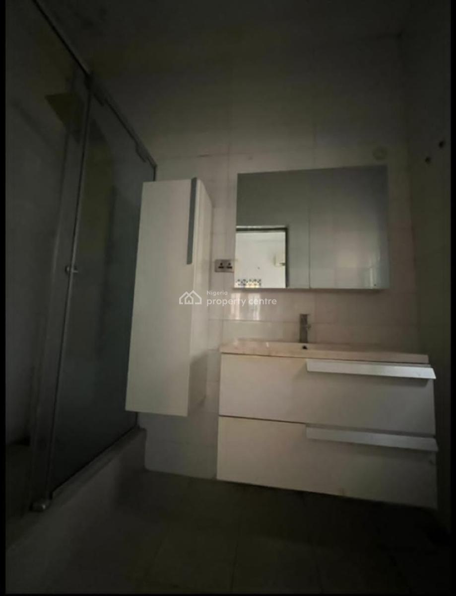 Serviced 1 Bedroom En-suite Mini Flat with an Open Plan Fitted, Chevron Axis, Lekki, Lagos, Mini Flat (room and Parlour) for Rent