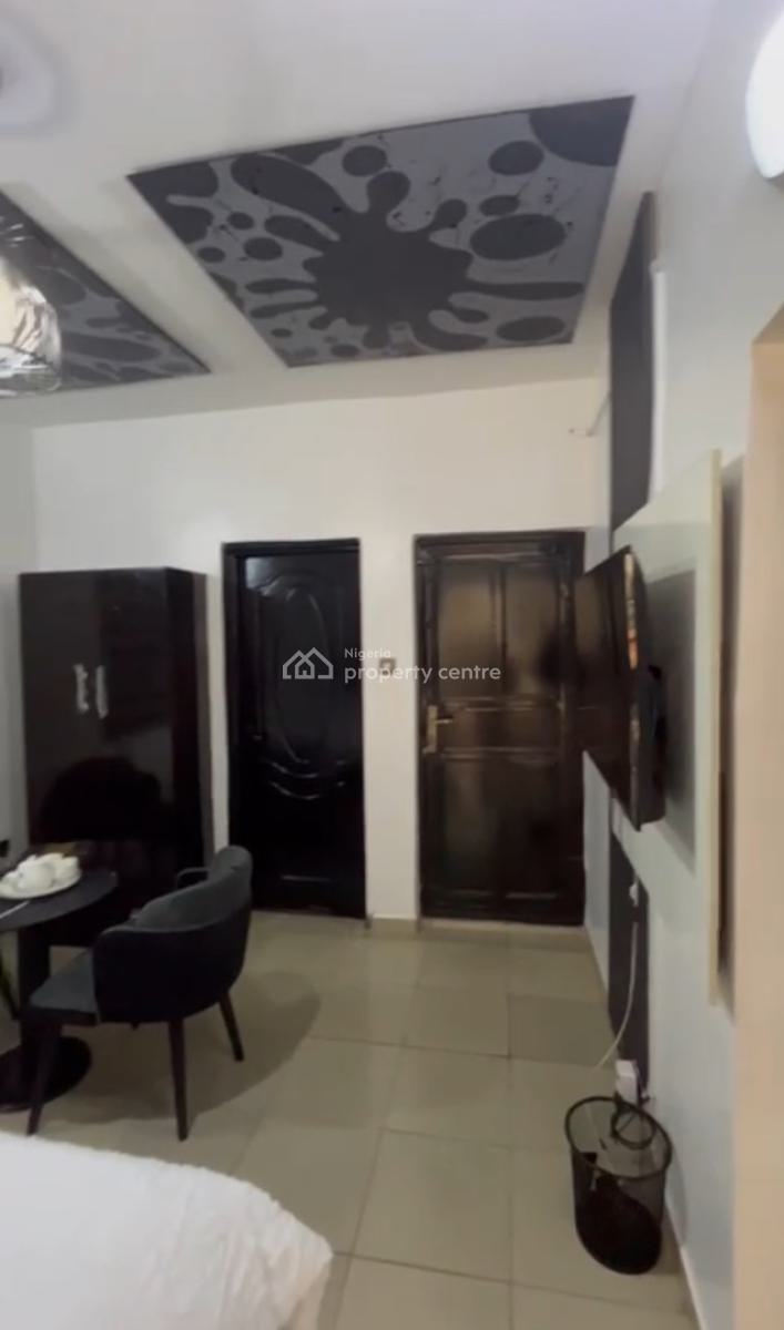 Luxury Furnishe 1 Bedroom Flat, with Gen , Fully Tarred, By Arab, Utako, Abuja, Flat / Apartment for Rent