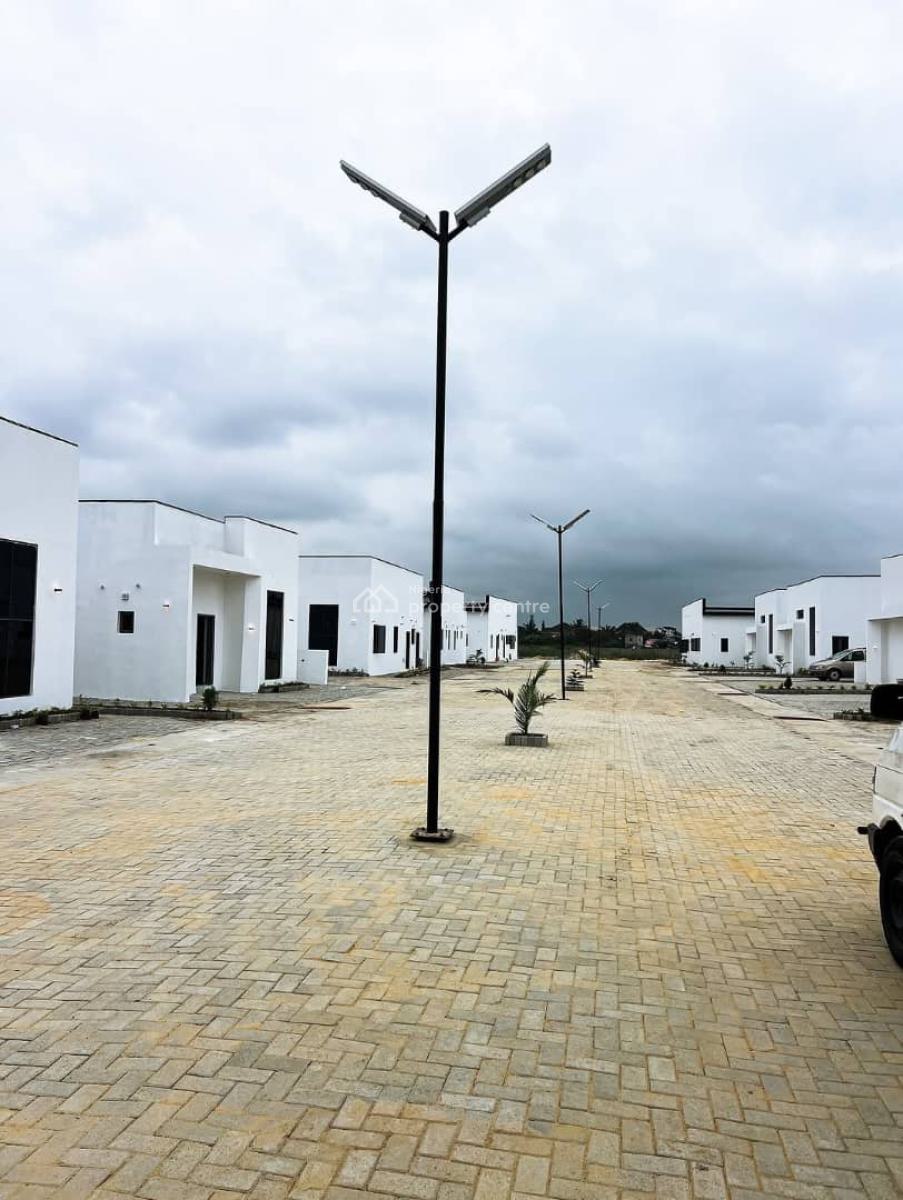 Luxury 4-bedroom Bungalow Plus Penthouse, Atlantic Nominee Layout, By Lekki Gardens Phase 5, Abraham Adesanya, Ajah, Lagos, Detached Bungalow for Sale