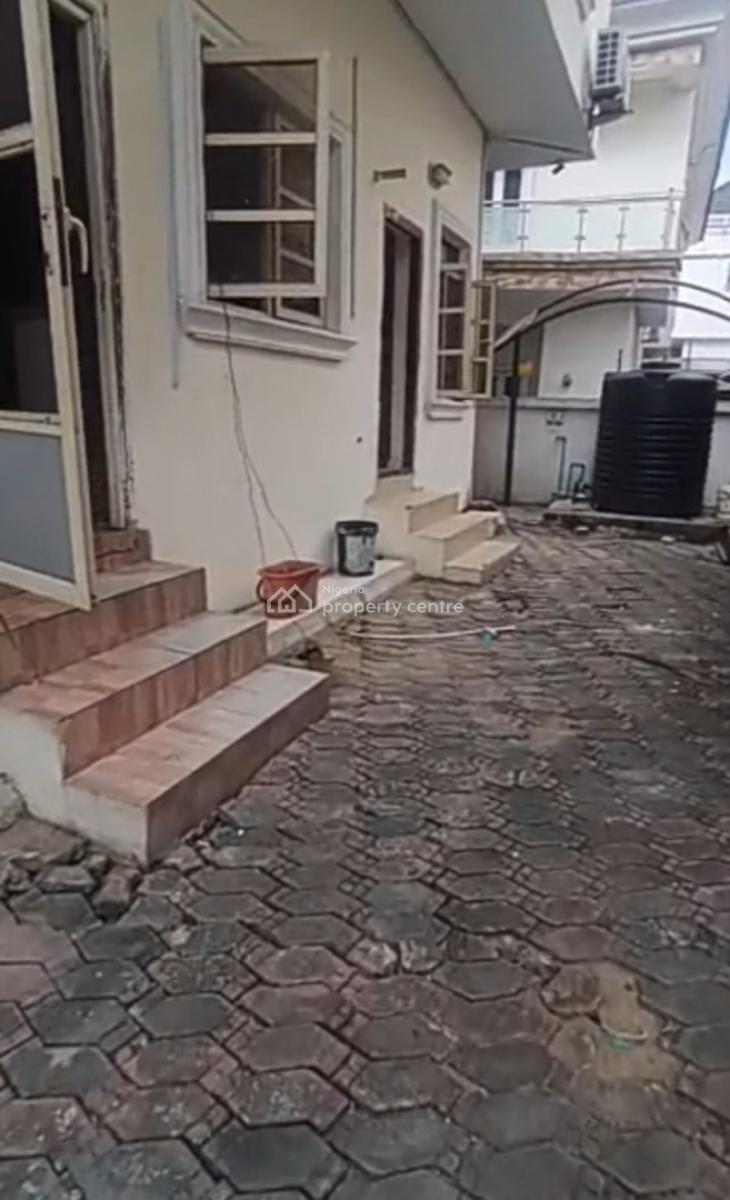 Spacious  Selfcon Bq, Chevyview Estate Chevron, Lekki, Lagos, Self Contain (single Rooms) for Rent