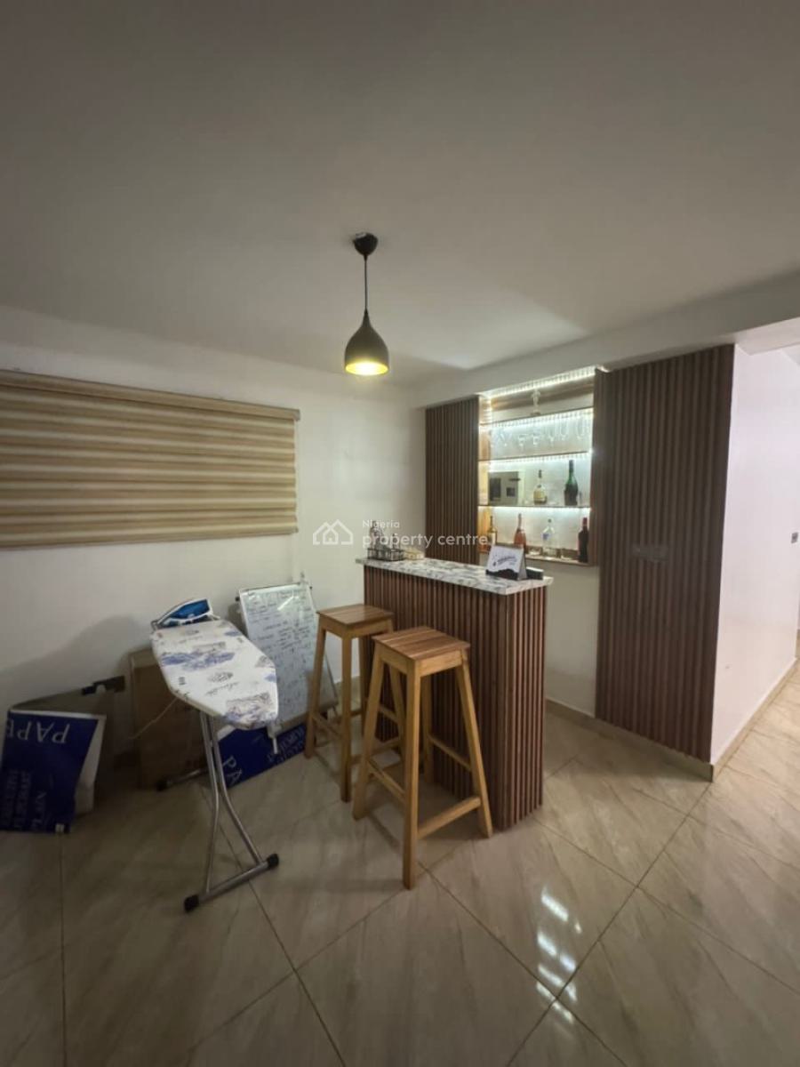 a Well Furnished 2 Bedroom Apartment, Yaba, Lagos, Flat / Apartment for Sale