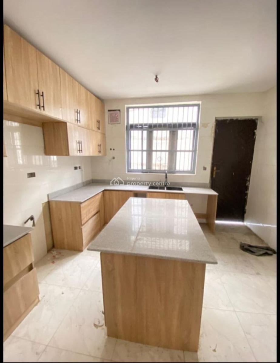 2 Bedroom Apartment., Off Freedom Way, Lekki Phase 1, Lekki Phase 1, Lekki, Lagos, House for Rent