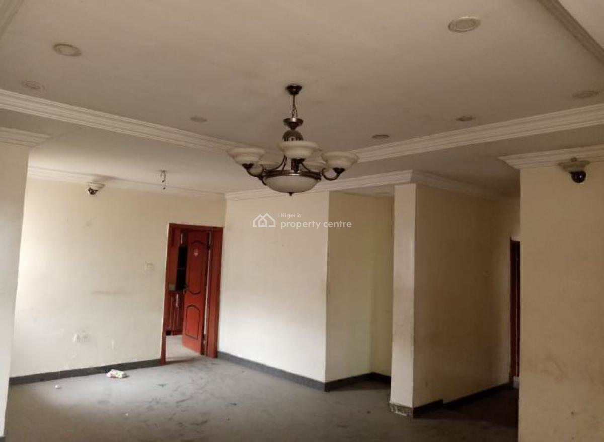 3 Bedroom Apartment, Akinola Cole Estate, Adeniyi Jones, Ikeja, Lagos, Flat / Apartment for Sale