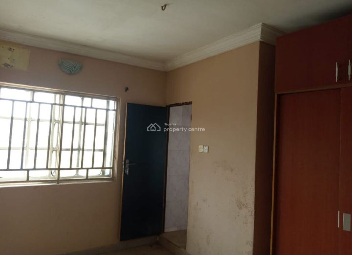 3 Bedroom Apartment, Akinola Cole Estate, Adeniyi Jones, Ikeja, Lagos, Flat / Apartment for Sale