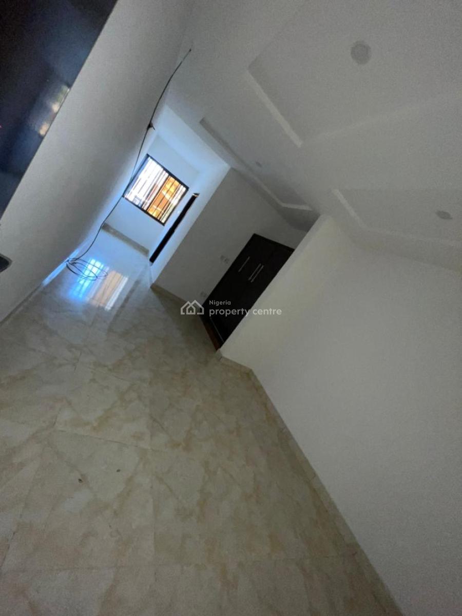 Serviced 3 Bedroom Apartment All Rooms En-suite, Lekki Phase 1, Lekki, Lagos, Flat / Apartment for Rent