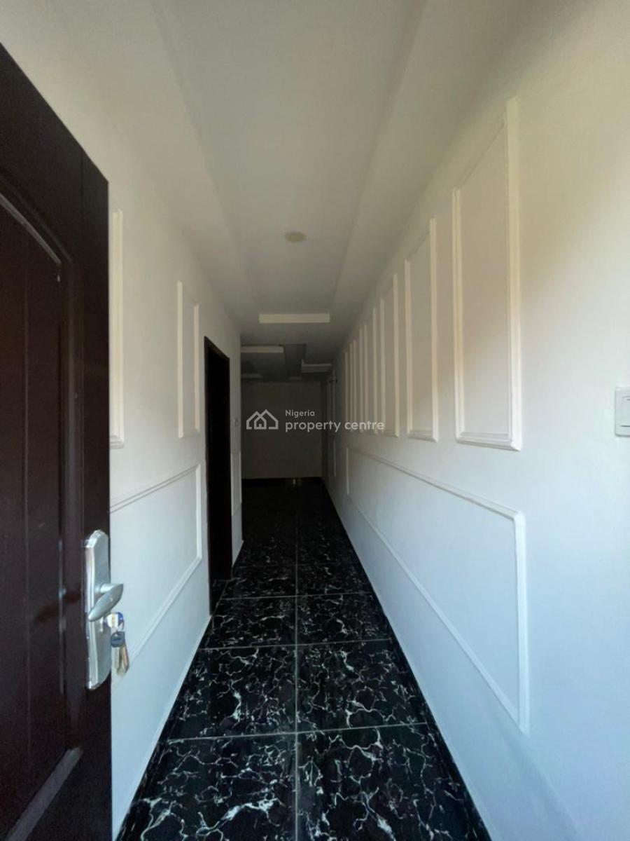 Serviced 3 Bedroom Apartment All Rooms En-suite, Lekki Phase 1, Lekki, Lagos, Flat / Apartment for Rent