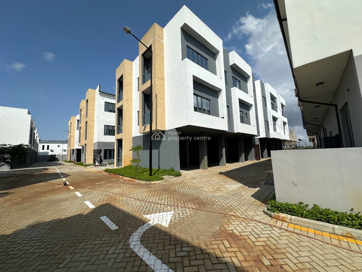 Charming 2 Bedroom Apartment with a Pool, Gym & Inverter, Ogombo Road, Ajah, Lagos, Flat / Apartment for Sale