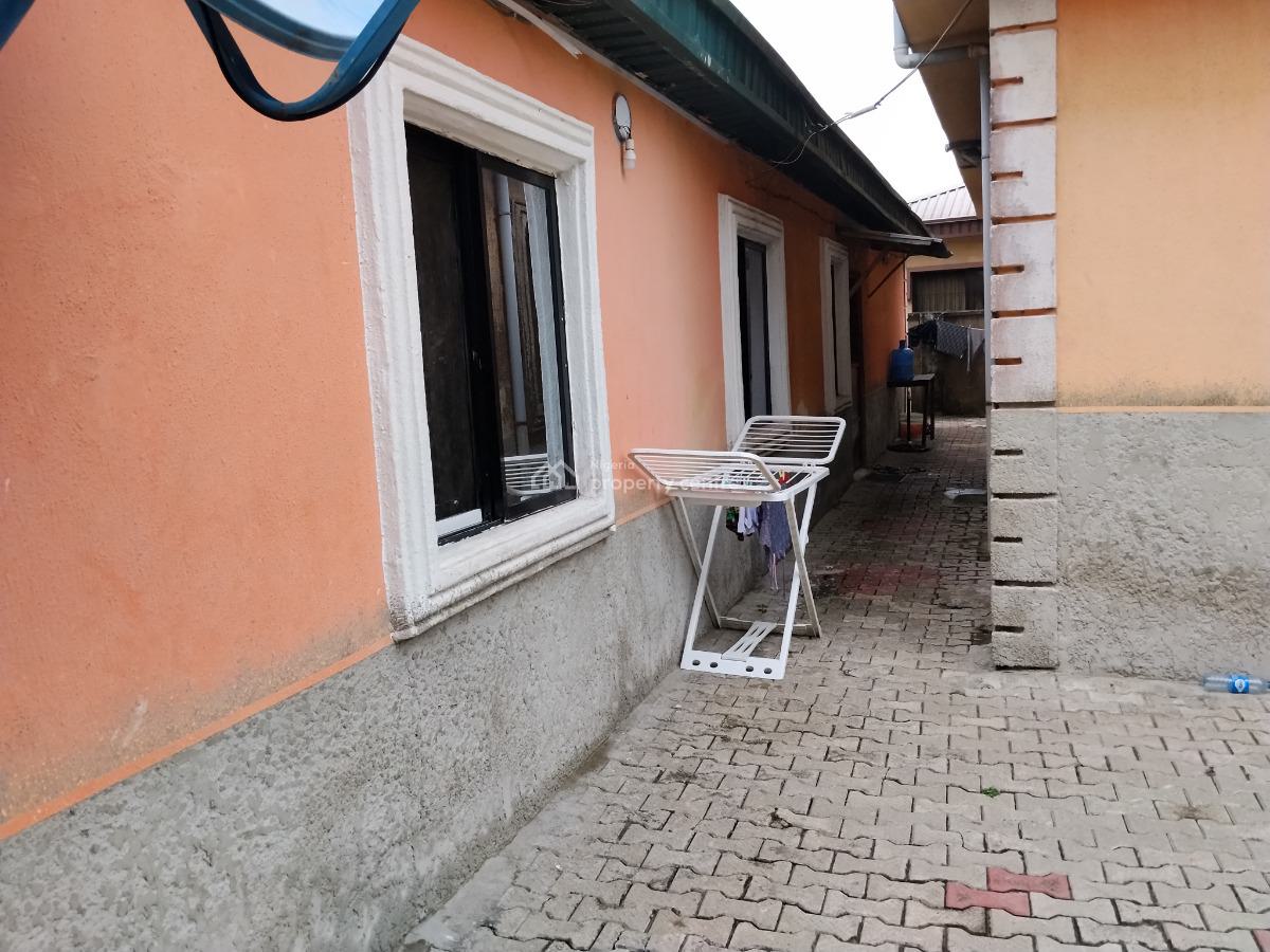 Well Maintained 4 Units 3 Bedroom Apartment, Fidiso Estate, Abijor, Lekki, Lagos, Block of Flats for Sale