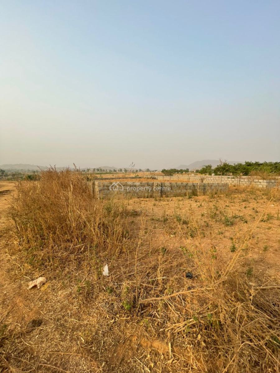 Land: 400sqm with R of O, Fo1 Layout, Kubwa, Abuja, Residential Land for Sale