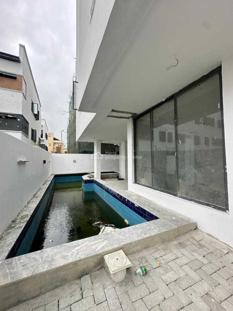 Serviced 2-bedroom Apartment with Swimming Pool & Gym, Lekki Phase 1, Lekki, Lagos, Block of Flats for Sale