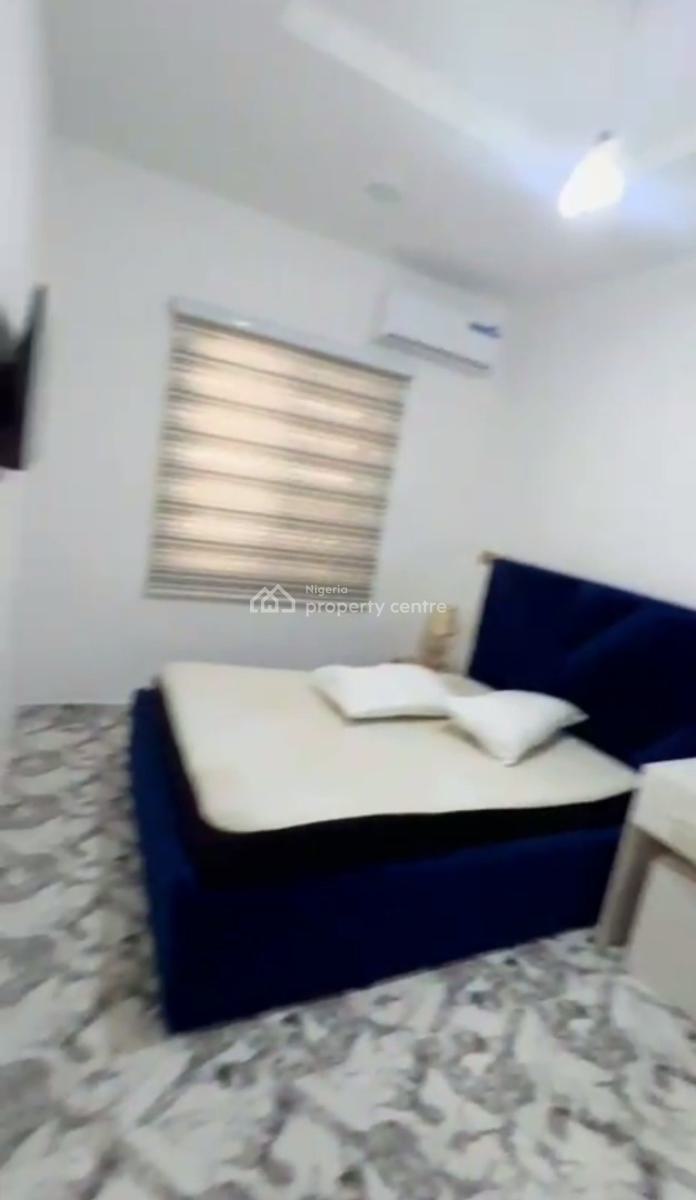 Spacious Standard 2 Bedroom Flats with Dinning Unit, Off Pedro Road, Shomolu, Lagos, Flat / Apartment for Rent