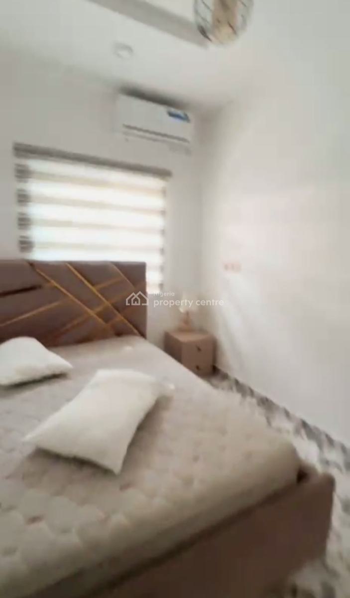 Spacious Standard 2 Bedroom Flats with Dinning Unit, Off Pedro Road, Shomolu, Lagos, Flat / Apartment for Rent