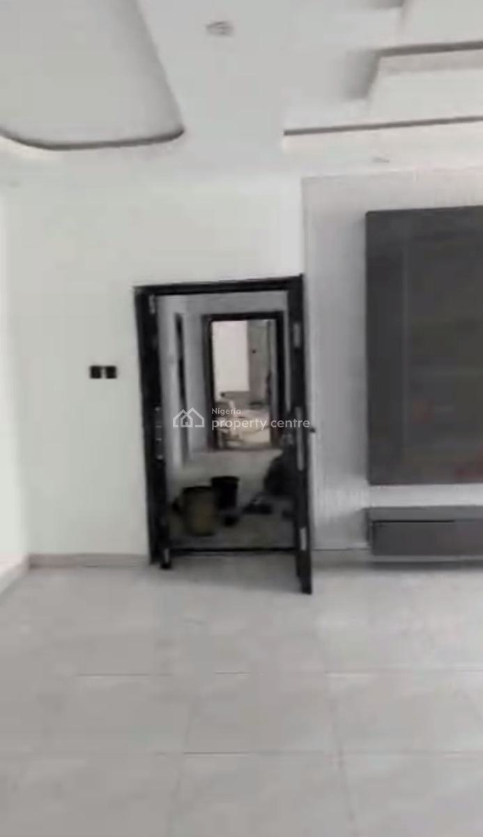 Luxury Spacious 3 Bedroom Apartment, Maryland, Lagos, Flat / Apartment for Sale